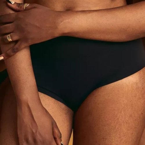 Comfort-focused intimate wellness care environment at LaBella clinic